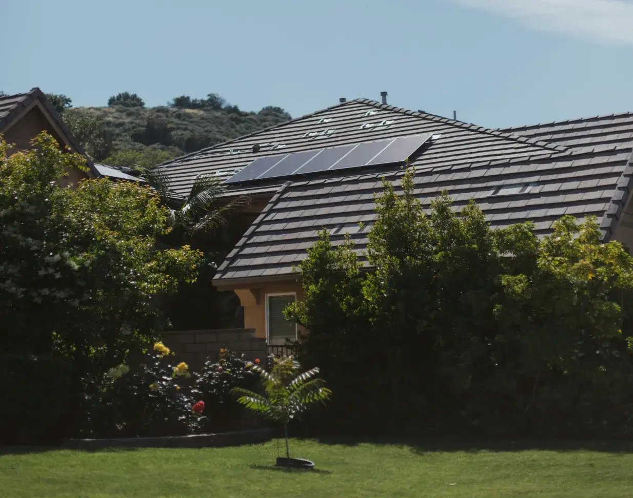 Maison équipée de panneaux solaires